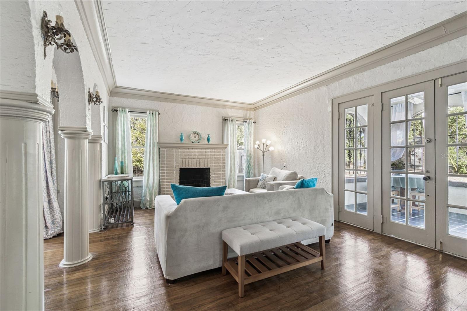 HALLS CENTRAL AVE 3 - Residential