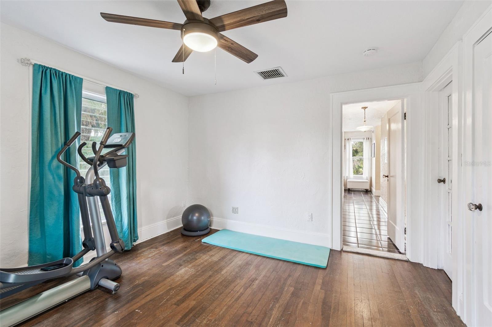 HALLS CENTRAL AVE 3 - Residential