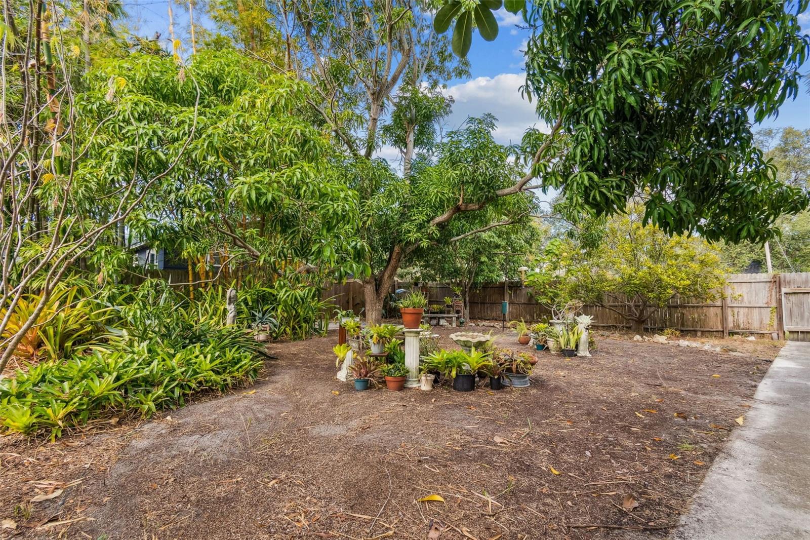 HALLS CENTRAL AVE 3 - Residential