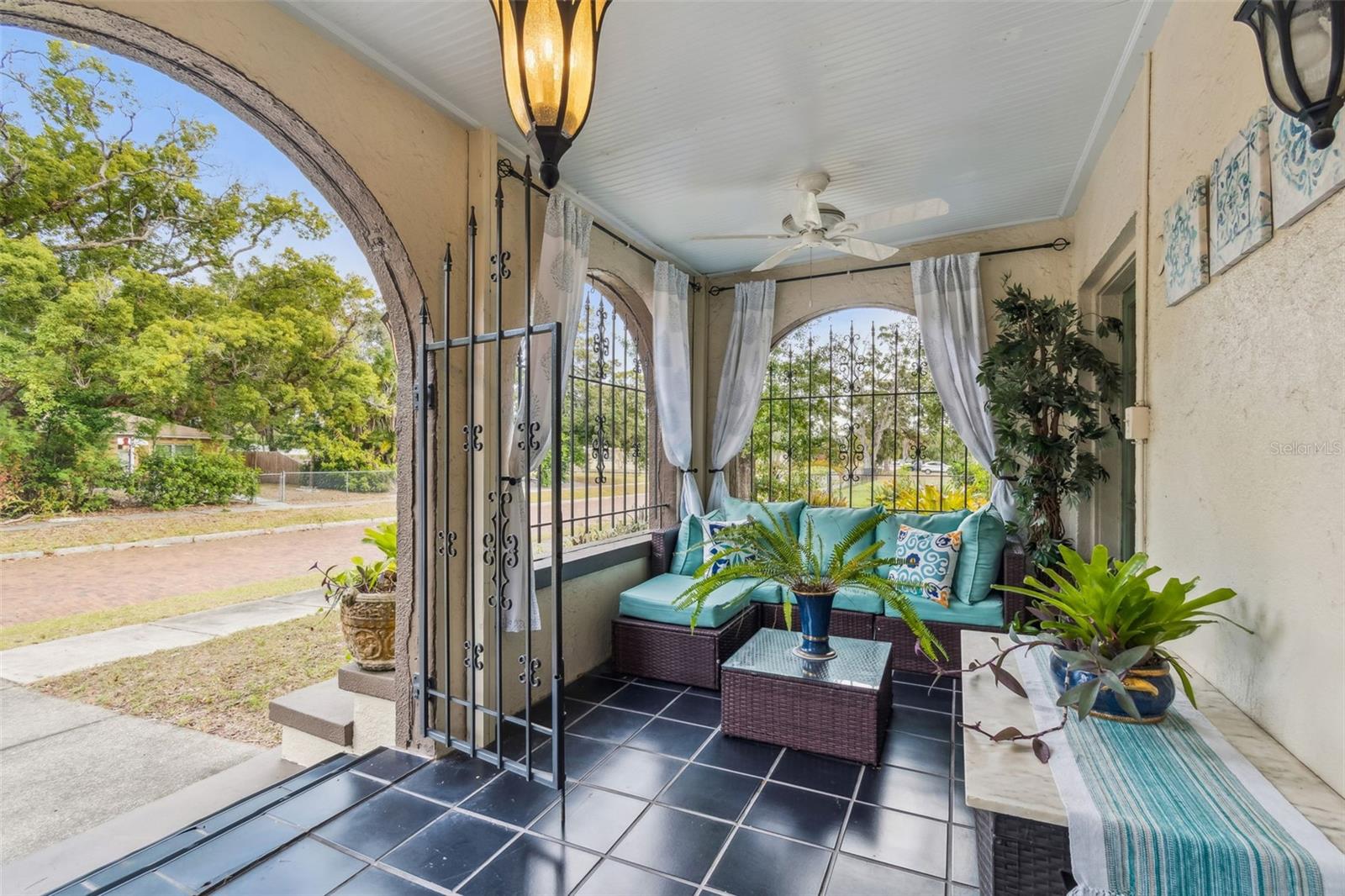 HALLS CENTRAL AVE 3 - Residential