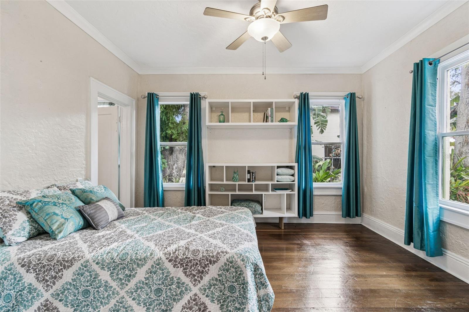 HALLS CENTRAL AVE 3 - Residential