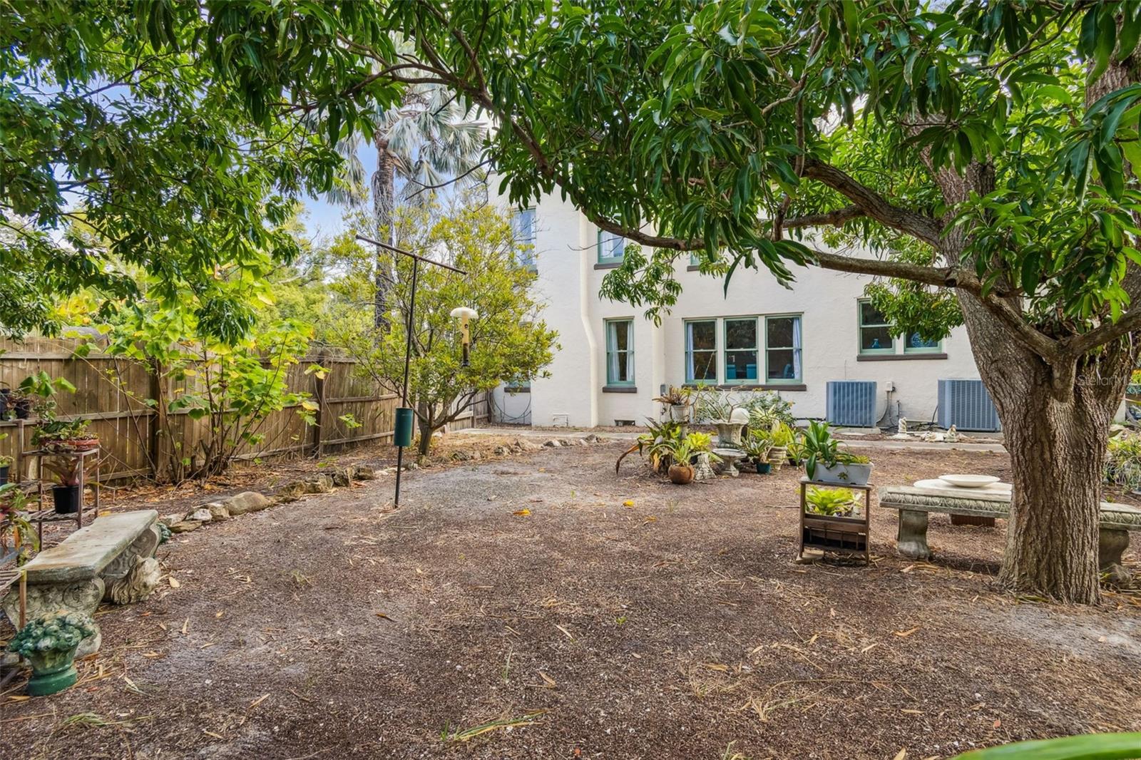 HALLS CENTRAL AVE 3 - Residential