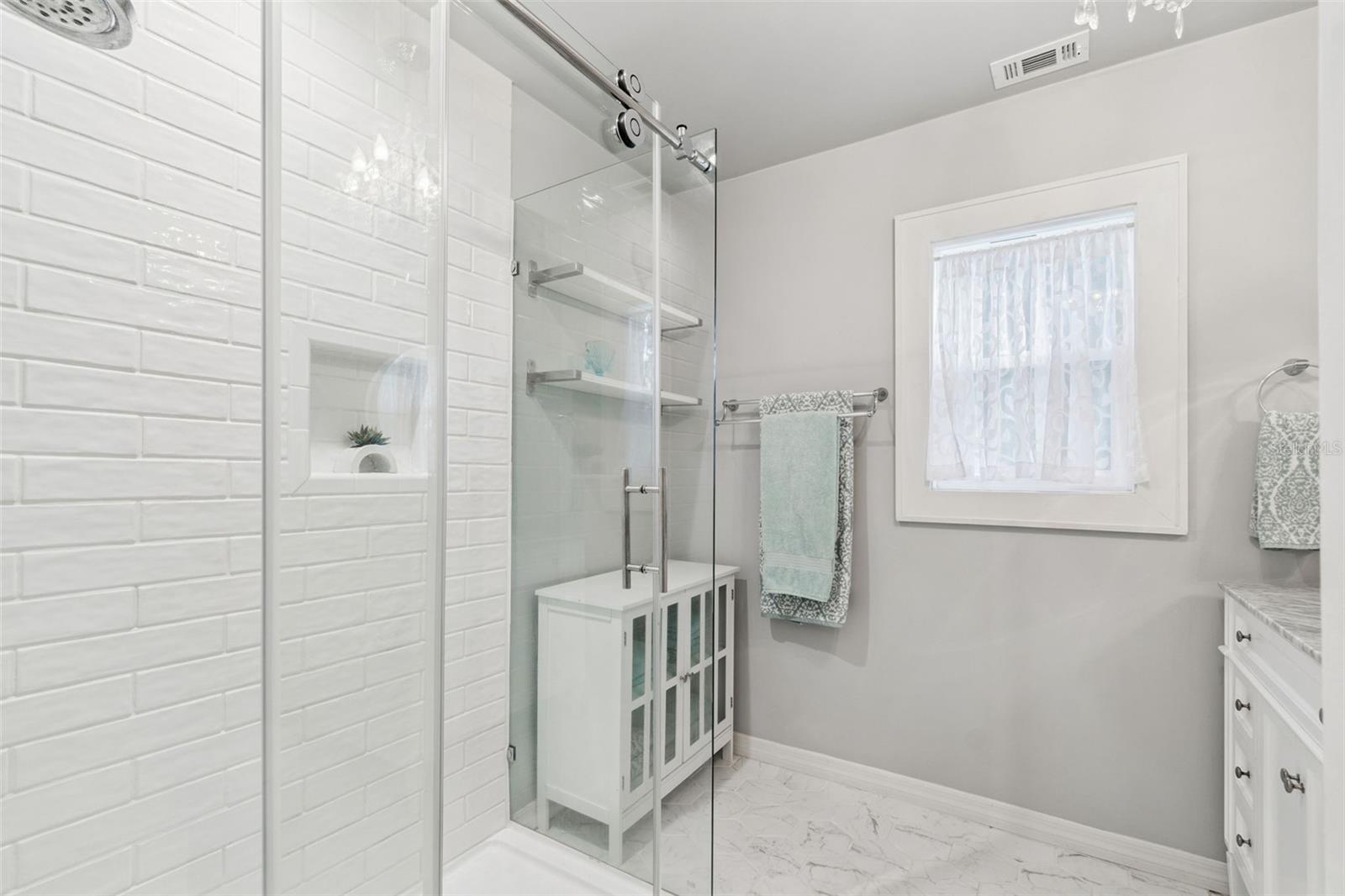 HALLS CENTRAL AVE 3 - Residential