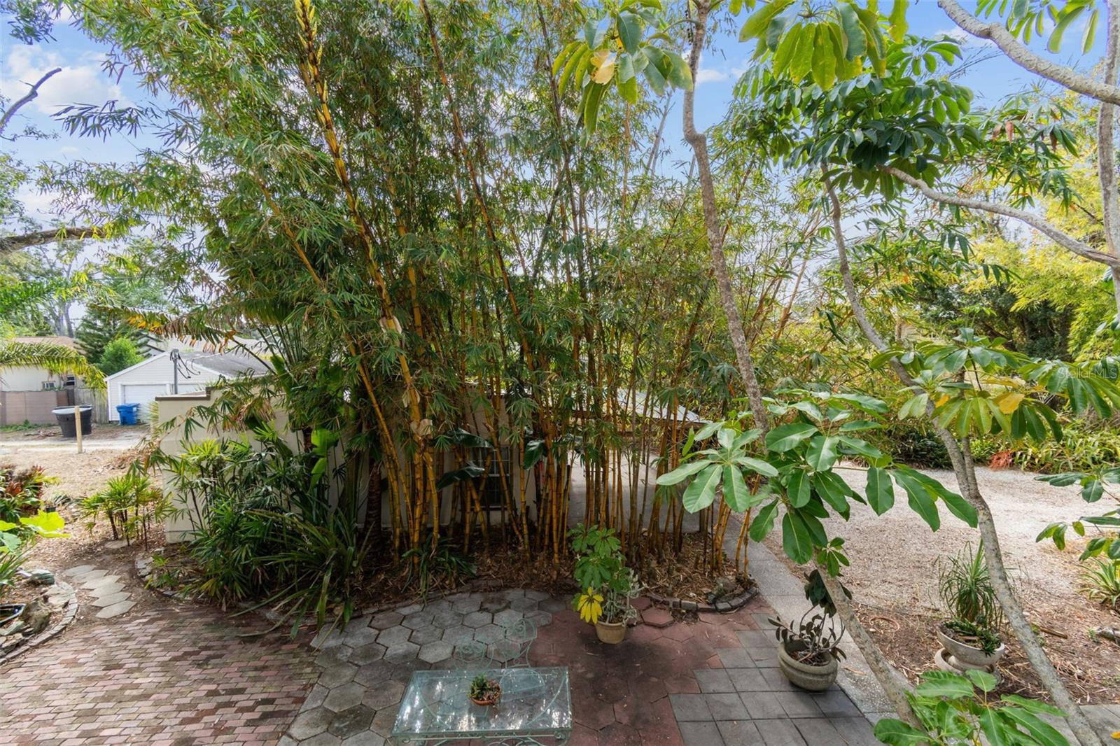 HALLS CENTRAL AVE 3 - Residential