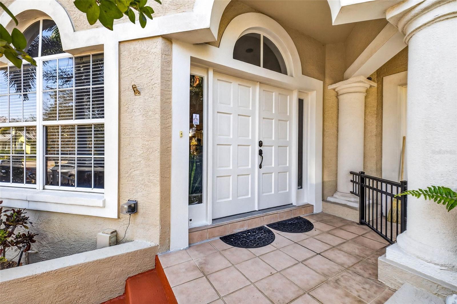 DAVIS ISLANDS PB10 PG52 TO 57 - Residential