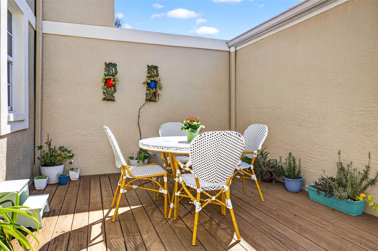 DAVIS ISLANDS PB10 PG52 TO 57 - Residential