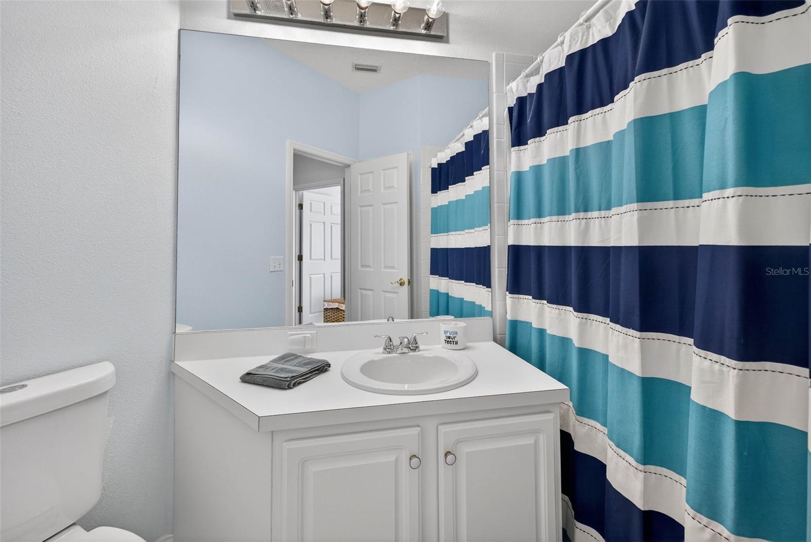 DAVIS ISLANDS PB10 PG52 TO 57 - Residential