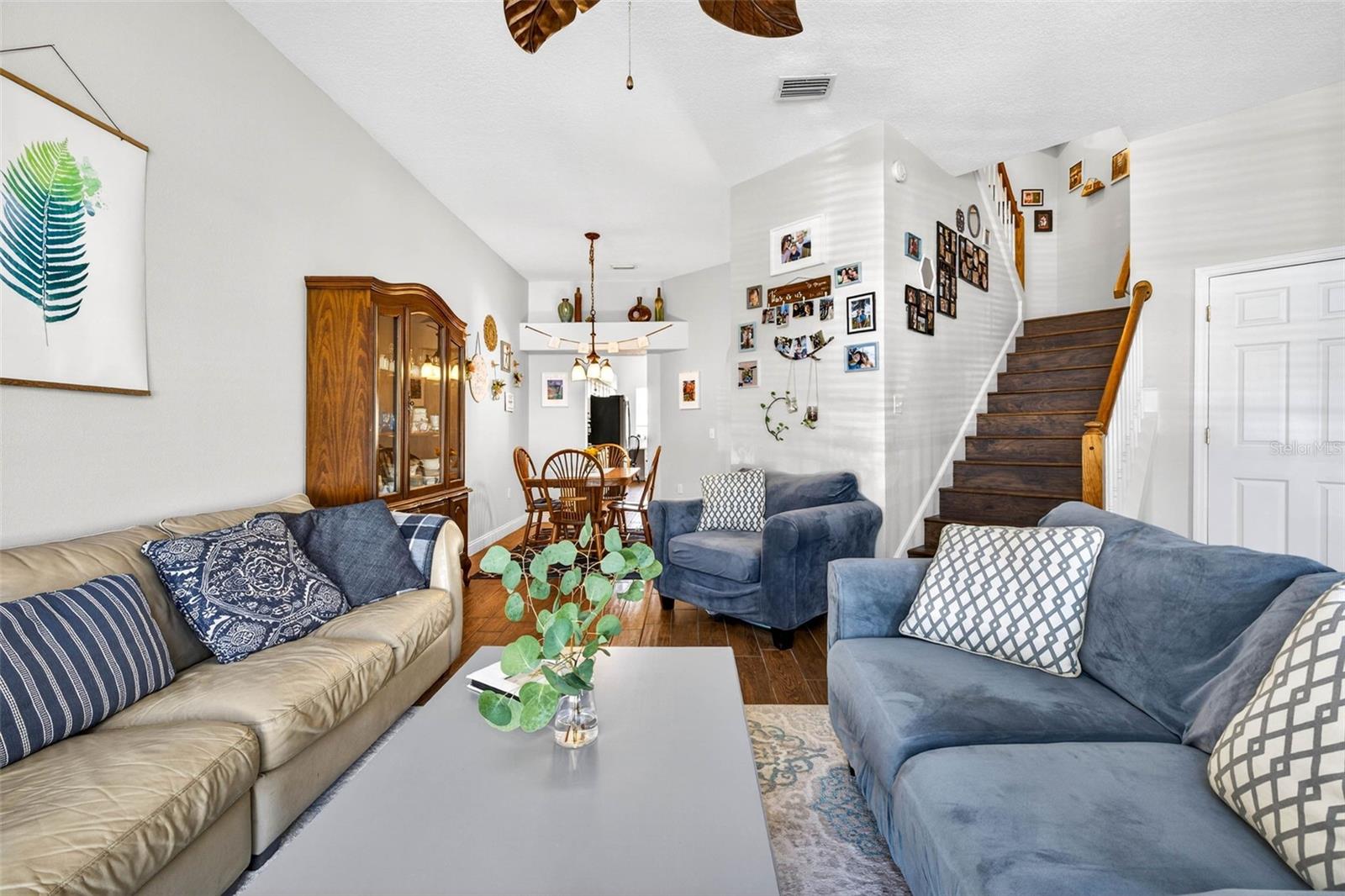 DAVIS ISLANDS PB10 PG52 TO 57 - Residential