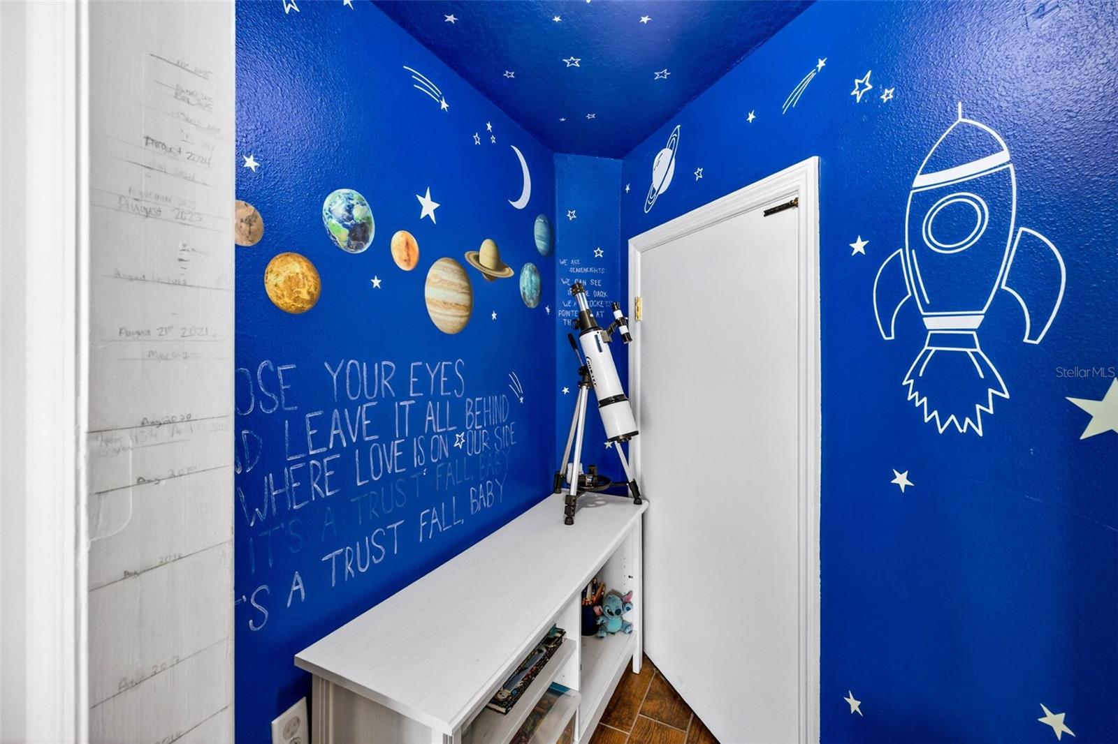 DAVIS ISLANDS PB10 PG52 TO 57 - Residential