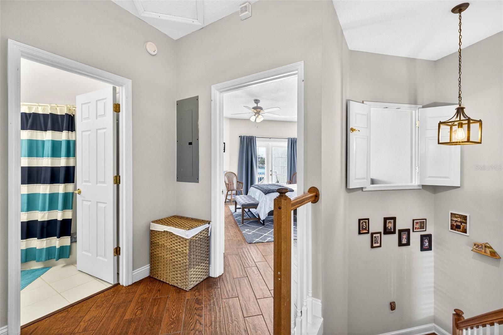 DAVIS ISLANDS PB10 PG52 TO 57 - Residential