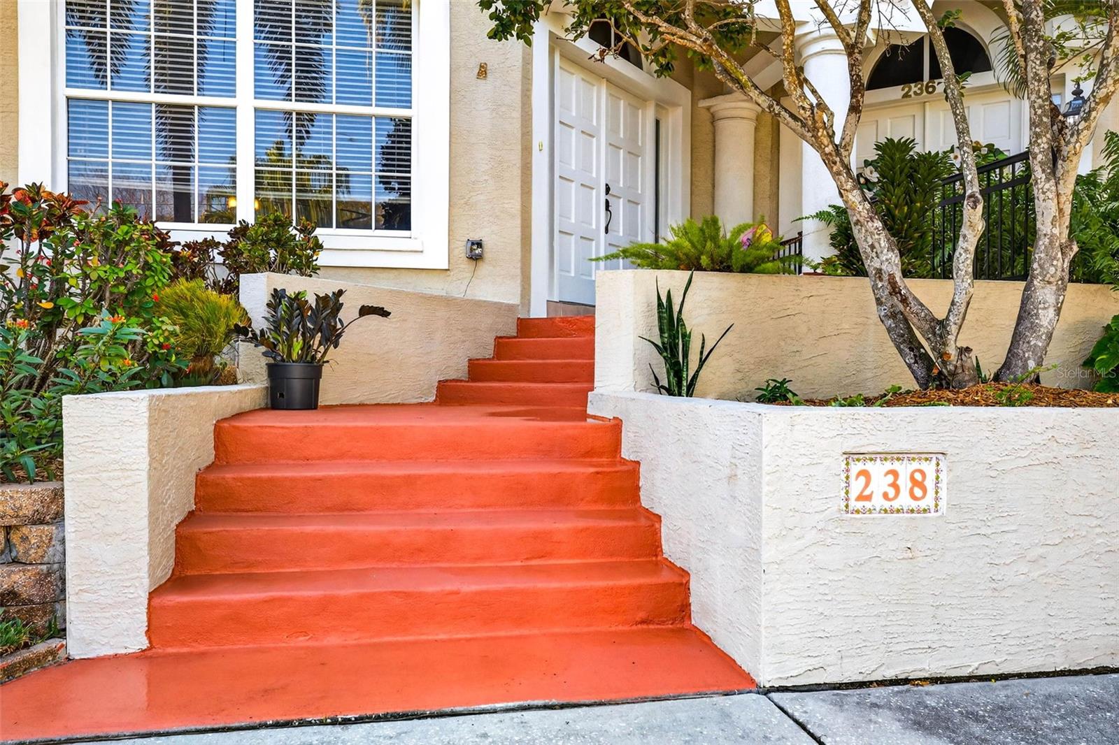 DAVIS ISLANDS PB10 PG52 TO 57 - Residential