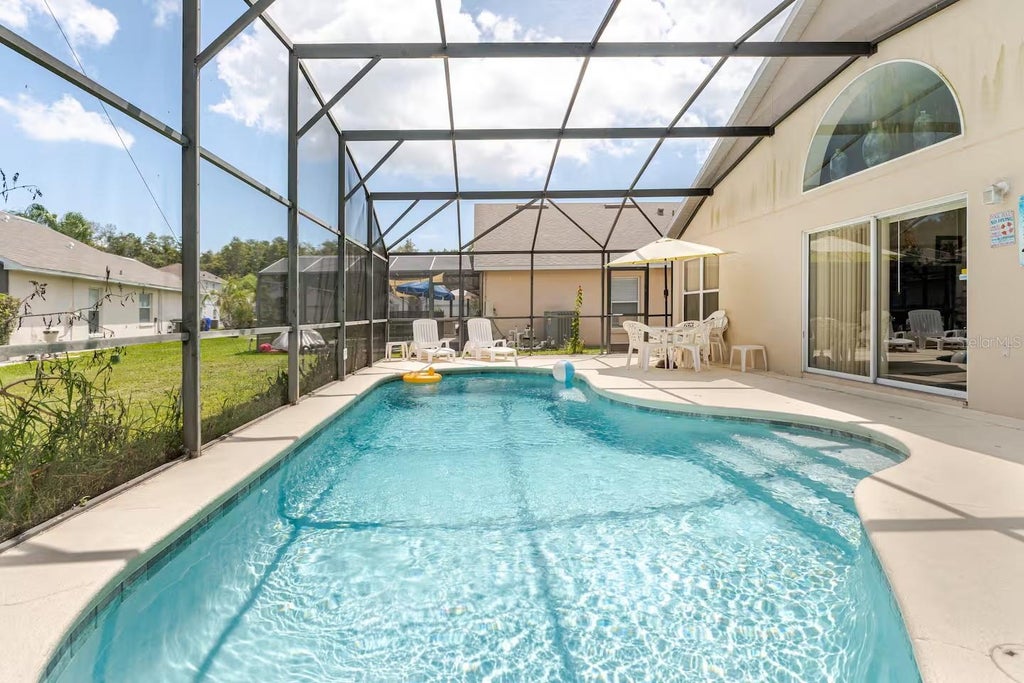 Photo of 1137 Liberty Hall Drive, Kissimmee, FL 34746 (MLS # S5151935)