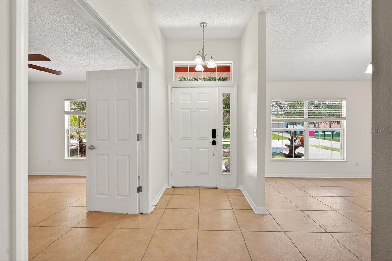 537 HATCHWOOD DRIVE