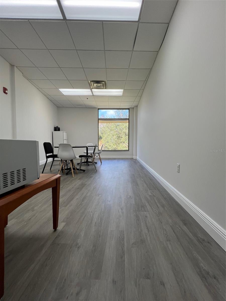 CELEBRATION VILLAGE UNIT 02 REP 08 - Commercial Lease