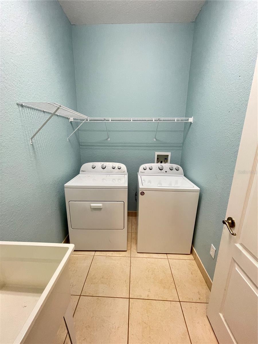 PRESTON SQUARE - Residential Lease