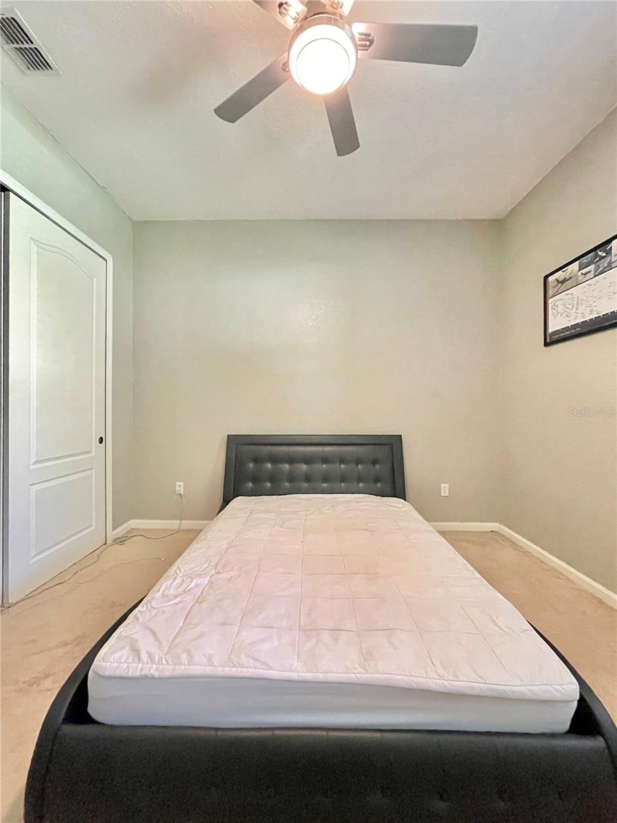 PRESTON SQUARE - Residential Lease