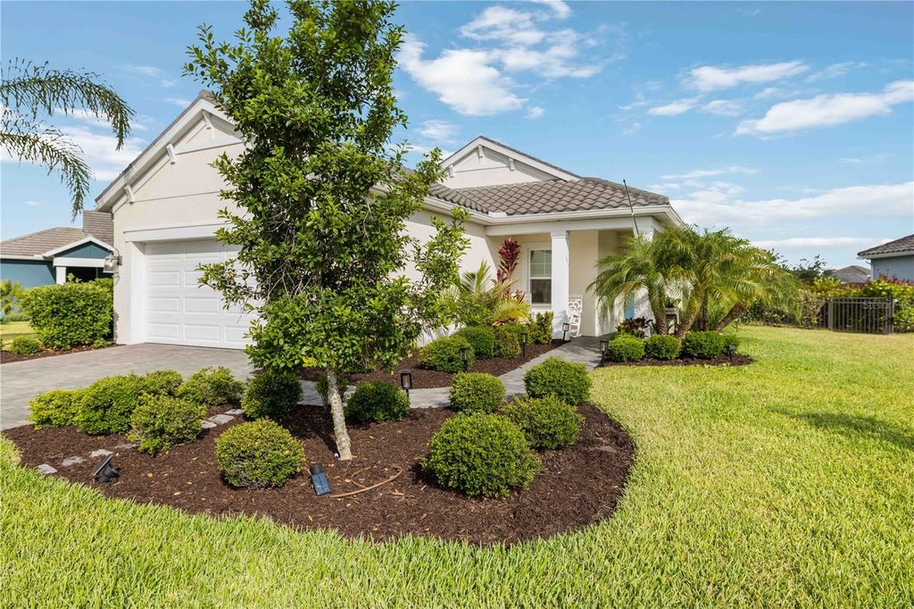 Photo of 2669 Star Apple Way, Sarasota, FL 34240 (MLS # A4692180)