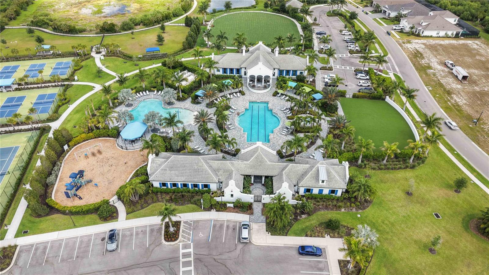 WINDWARD AT LAKEWOOD RANCH - Residential