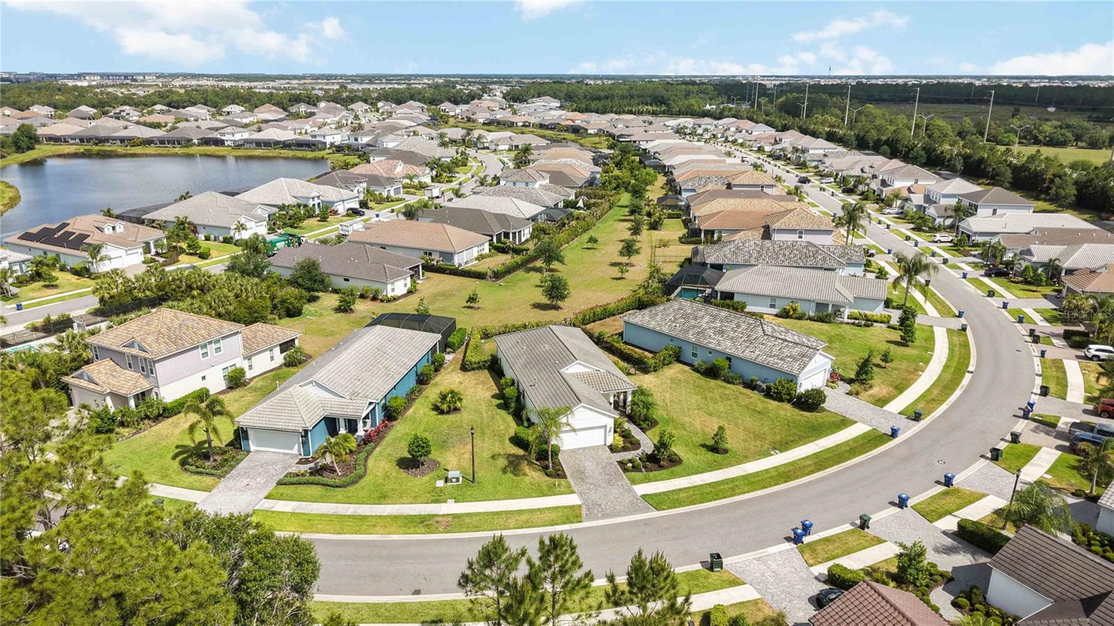 WINDWARD AT LAKEWOOD RANCH - Residential