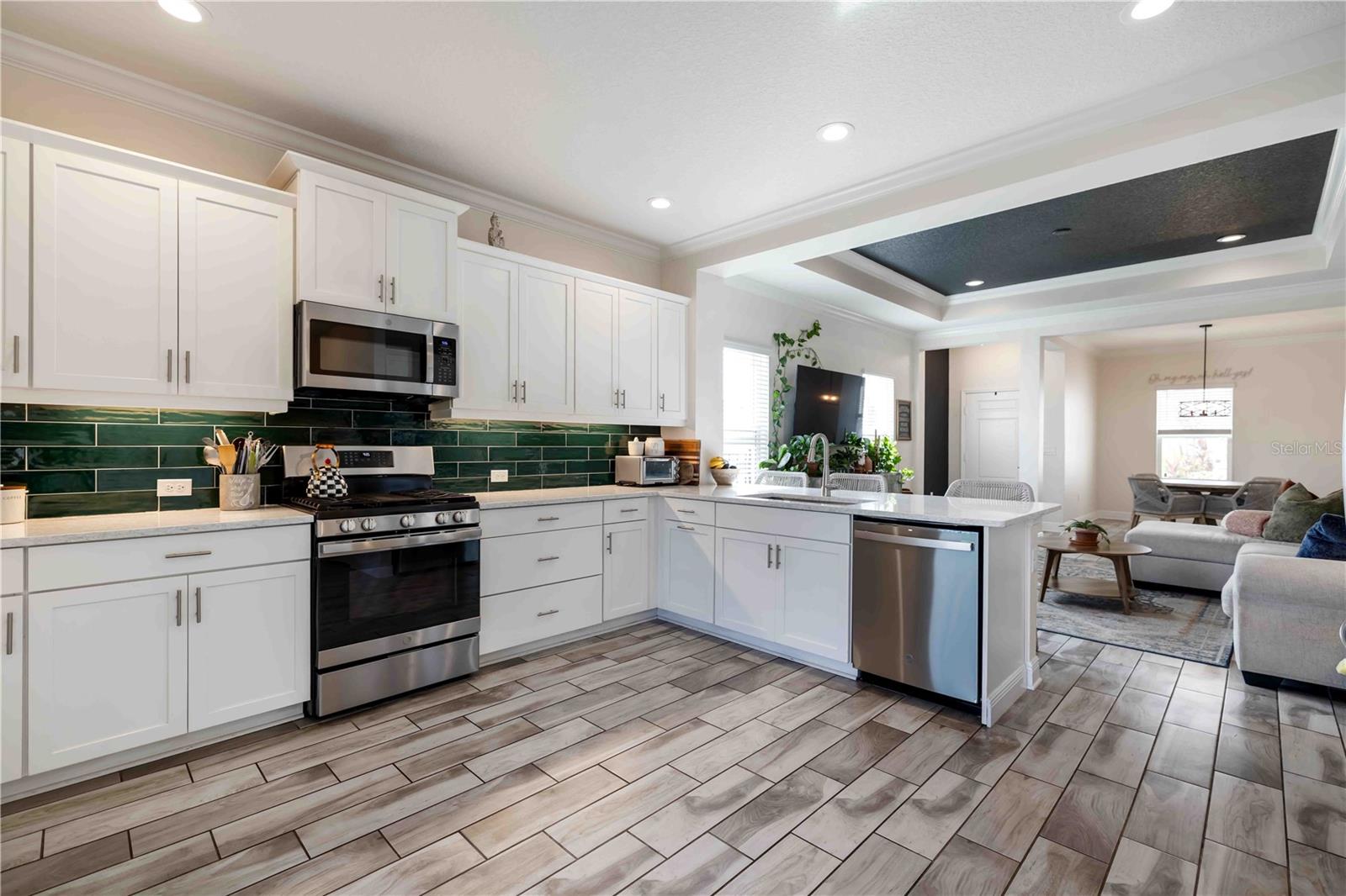 WINDWARD AT LAKEWOOD RANCH - Residential