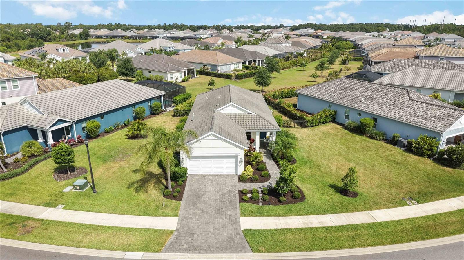 WINDWARD AT LAKEWOOD RANCH - Residential