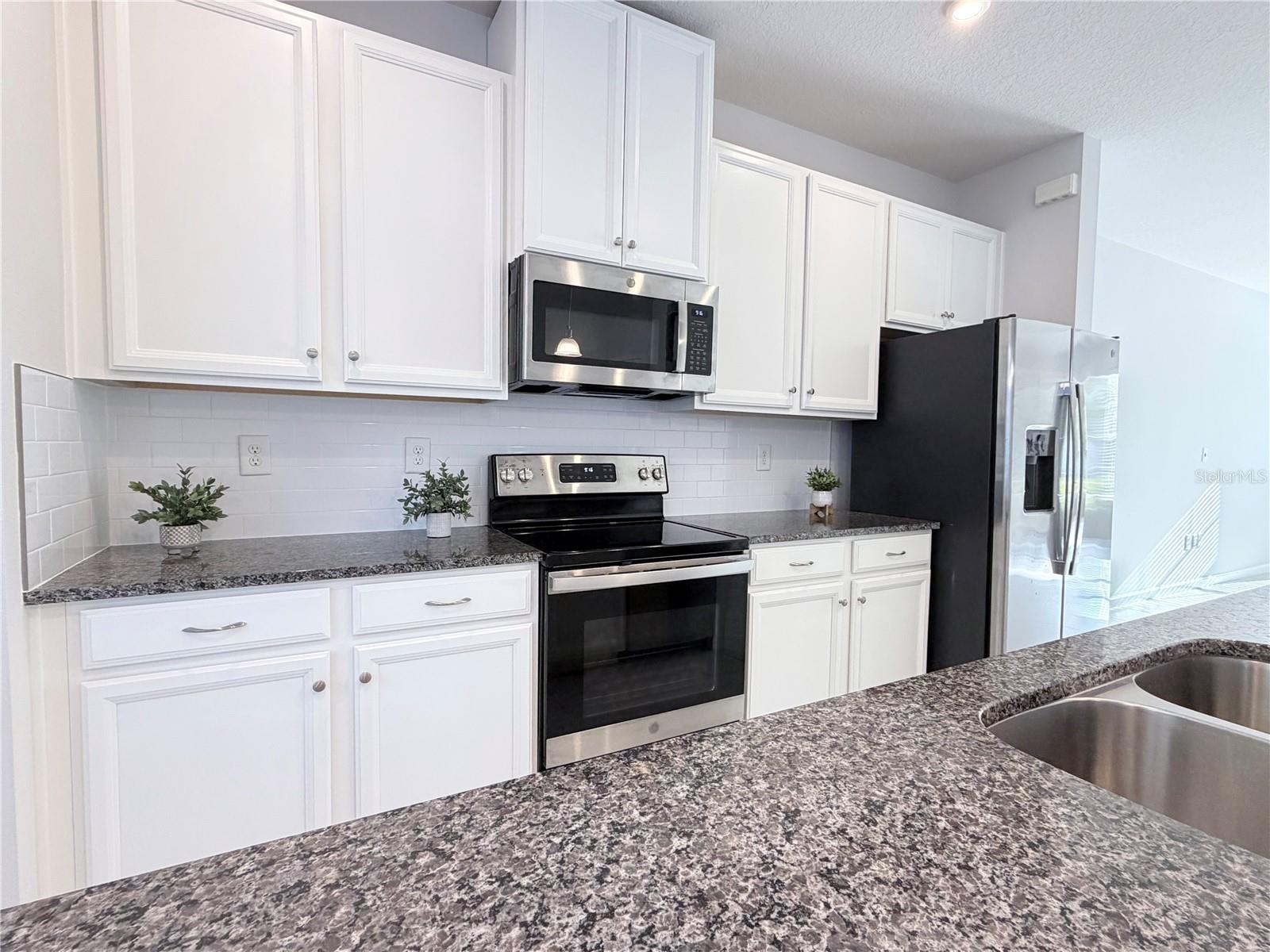 HAMILTON GARDENS PH 2A & 2B - Residential