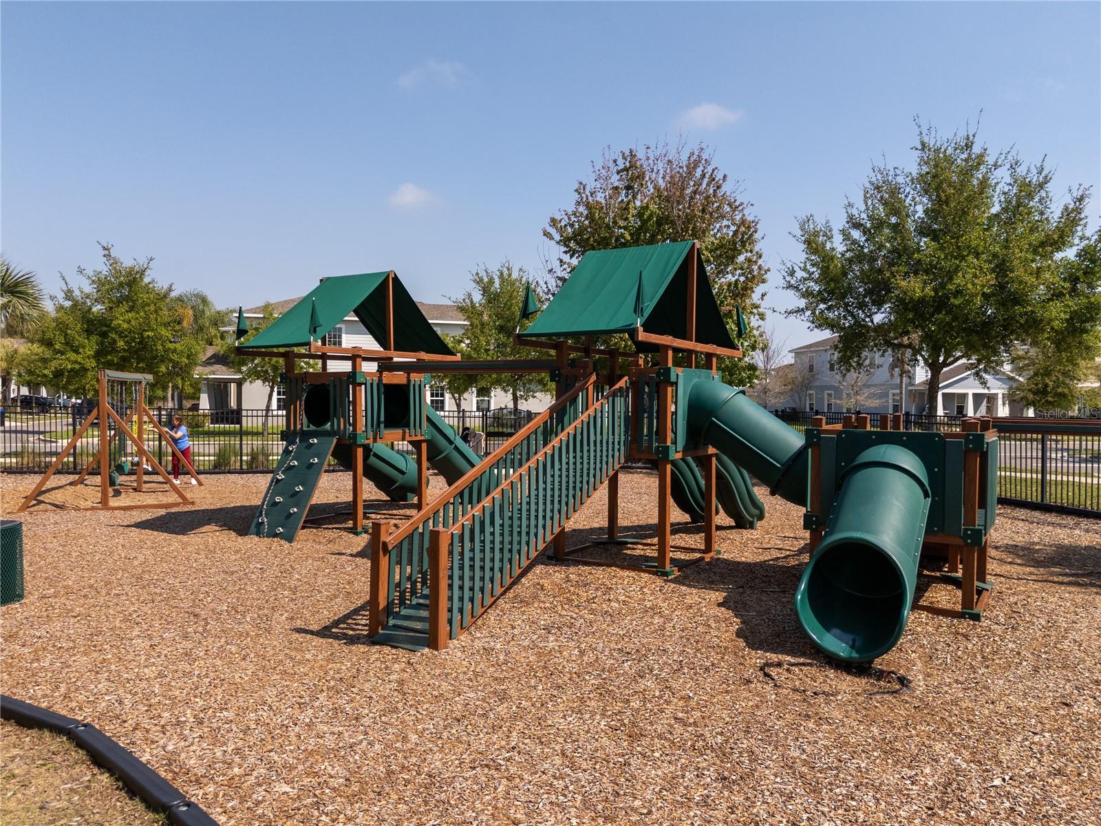 HAMILTON GARDENS PH 2A & 2B - Residential