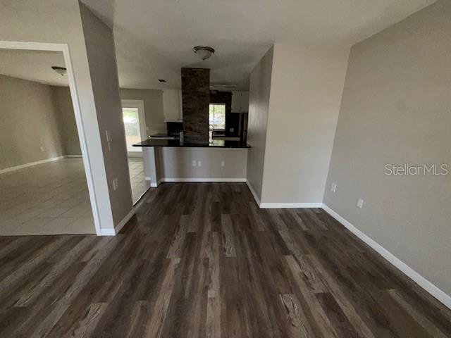 STATELY OAKS - Residential