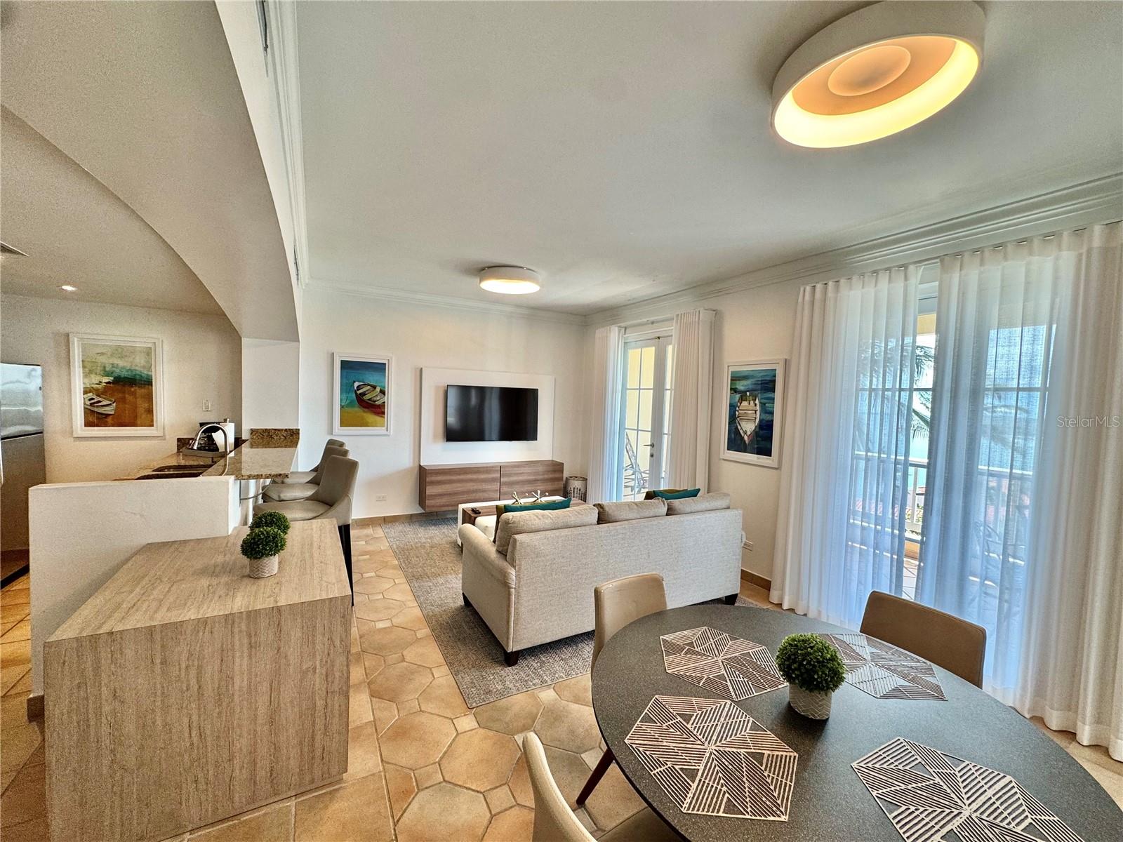 1000 ave El Conquistador APT 5331 5331