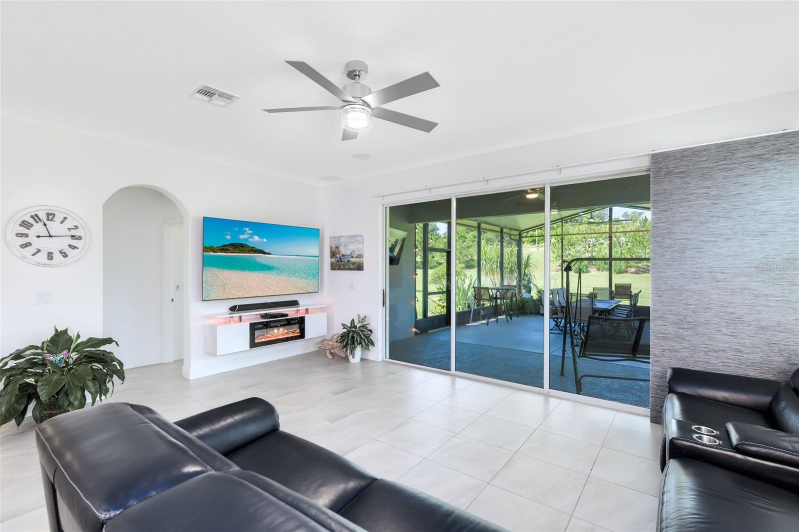 OAKLAND TRLS PH 2 - Residential