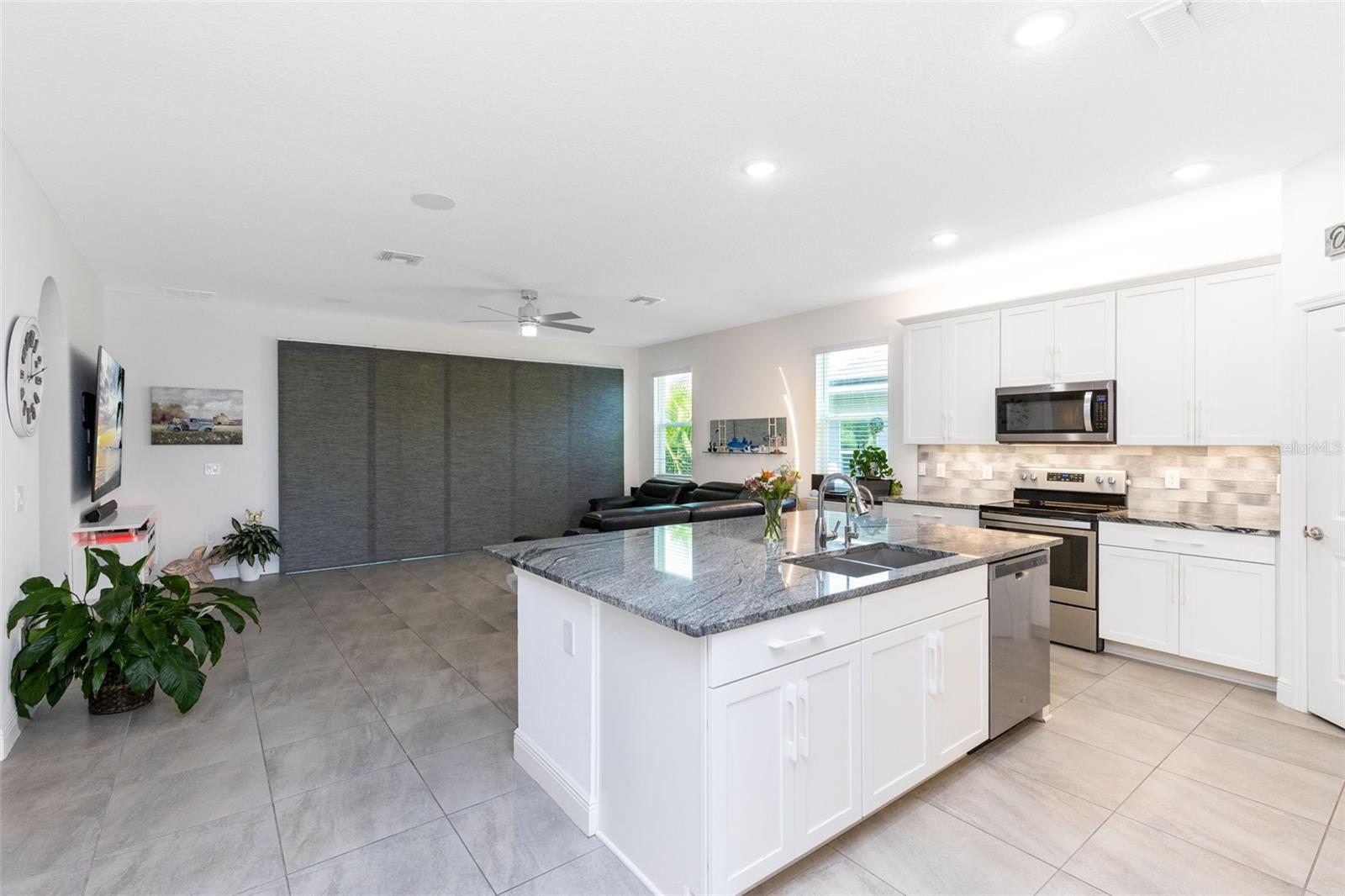 OAKLAND TRLS PH 2 - Residential