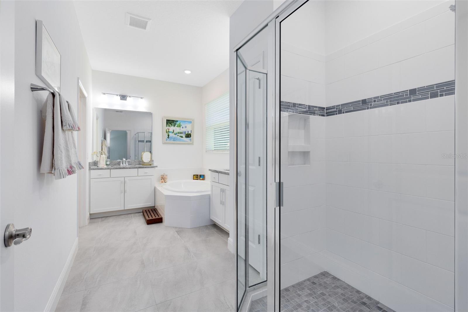 OAKLAND TRLS PH 2 - Residential