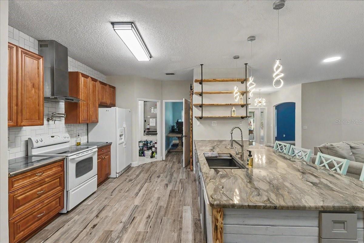 1830 ORANGE TREE DRIVE