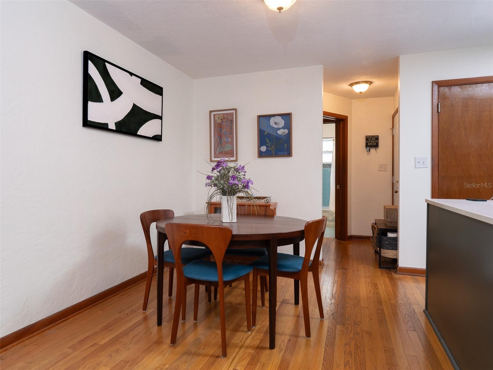 LORRAINE COURT - Residential