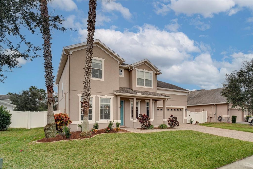 Photo of 719 River Grass Lane, Winter Garden, FL 34787 (MLS # O6367188)