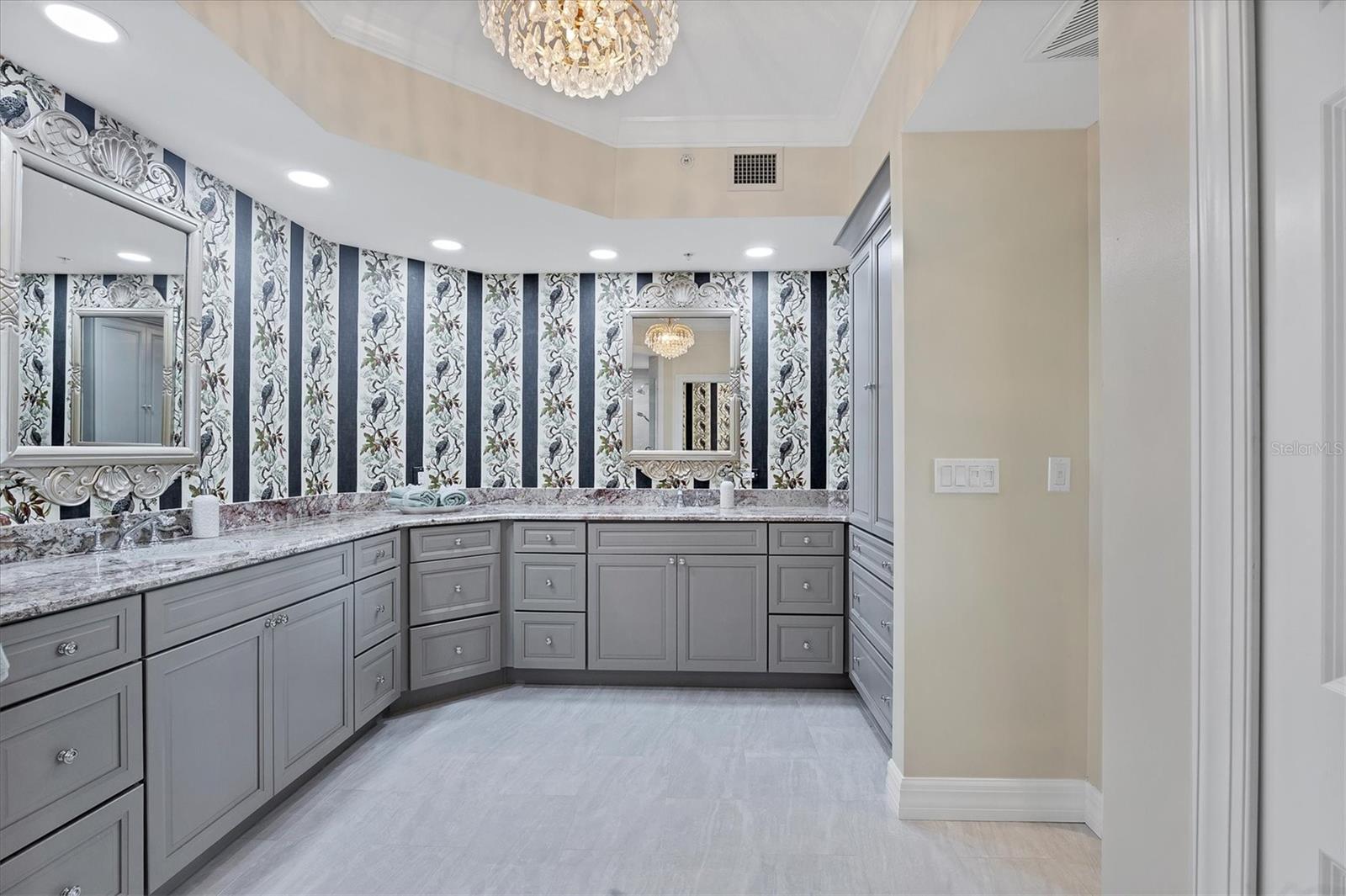 MERIDIAN AT THE OAKS PRESERVE - Residential