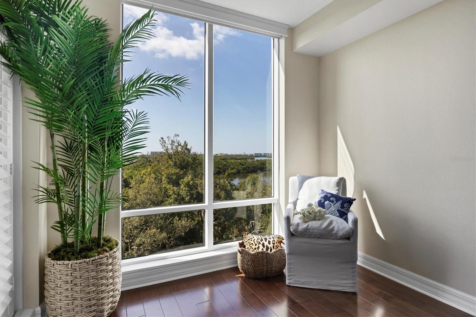 MERIDIAN AT THE OAKS PRESERVE - Residential