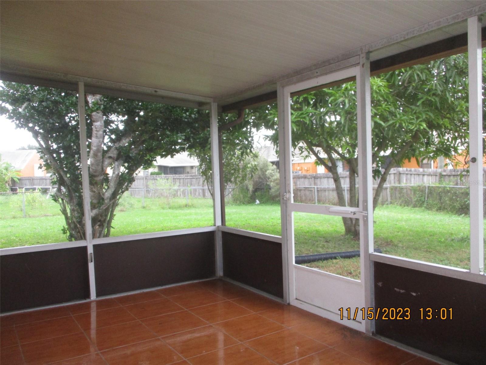 BUENAVENTURA LAKES UNIT 03 - Residential Lease