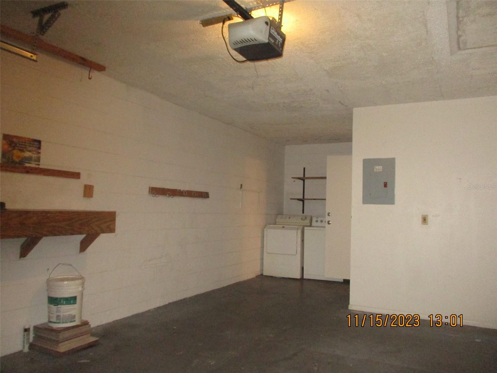 BUENAVENTURA LAKES UNIT 03 - Residential Lease