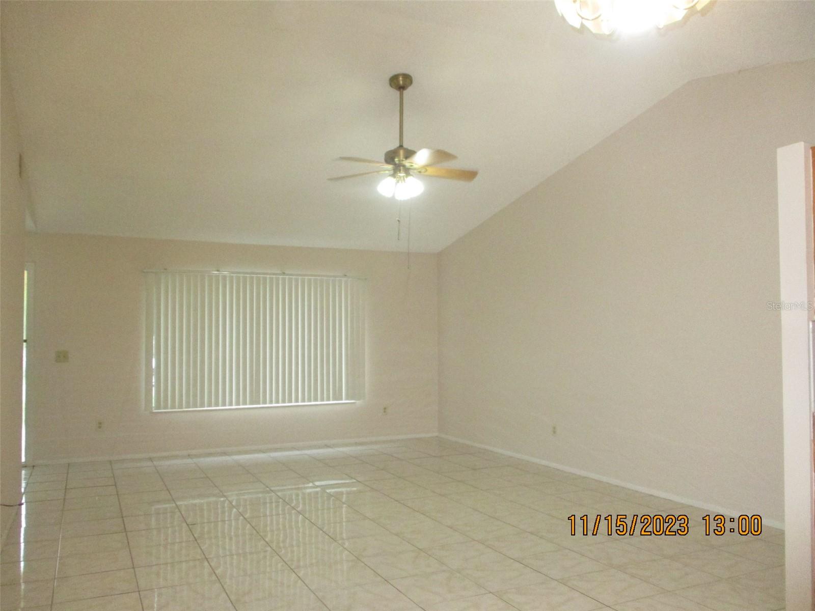 BUENAVENTURA LAKES UNIT 03 - Residential Lease