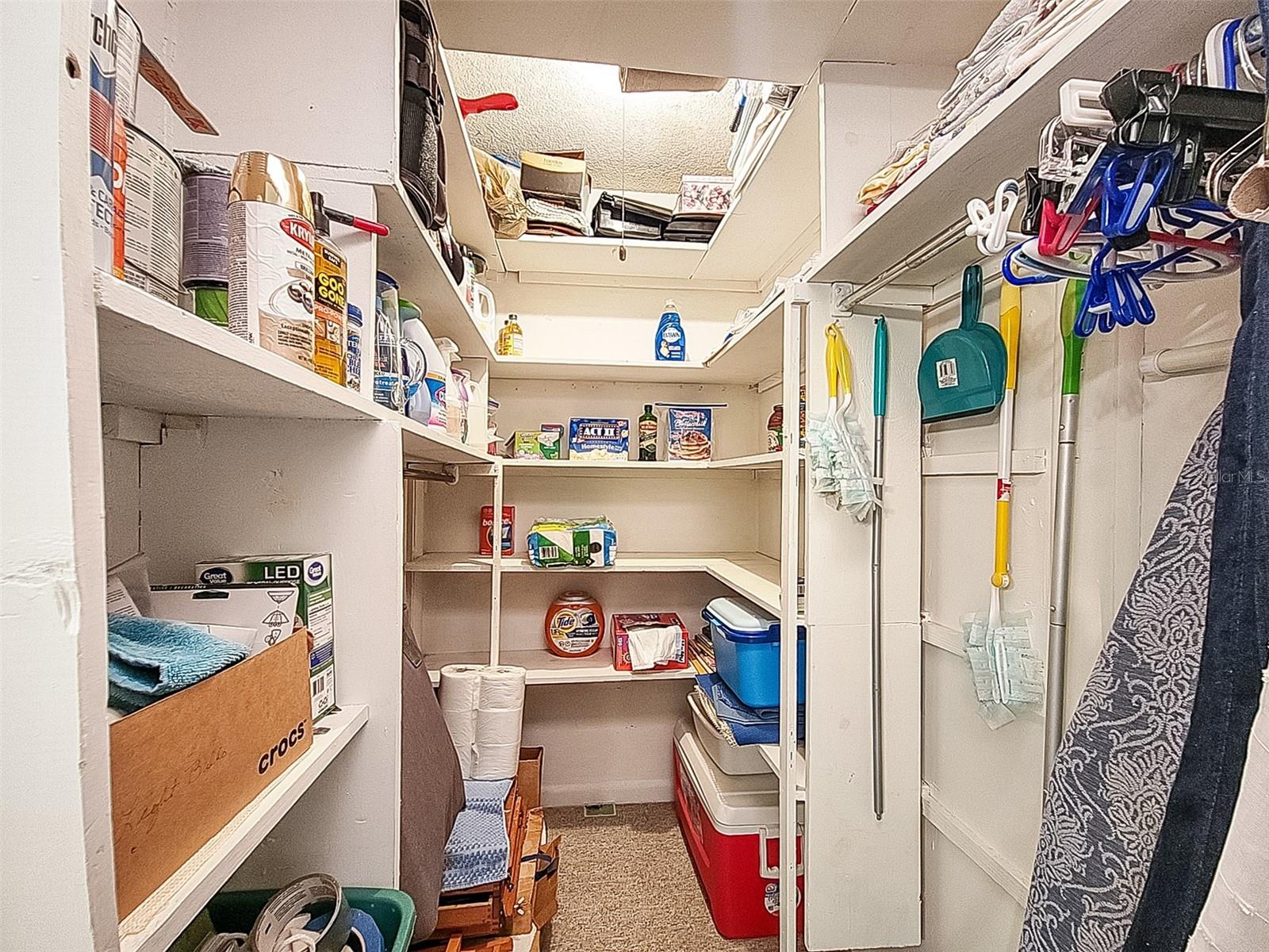 FAIRWAYS/SILVER SPGS SHORES CO - Residential