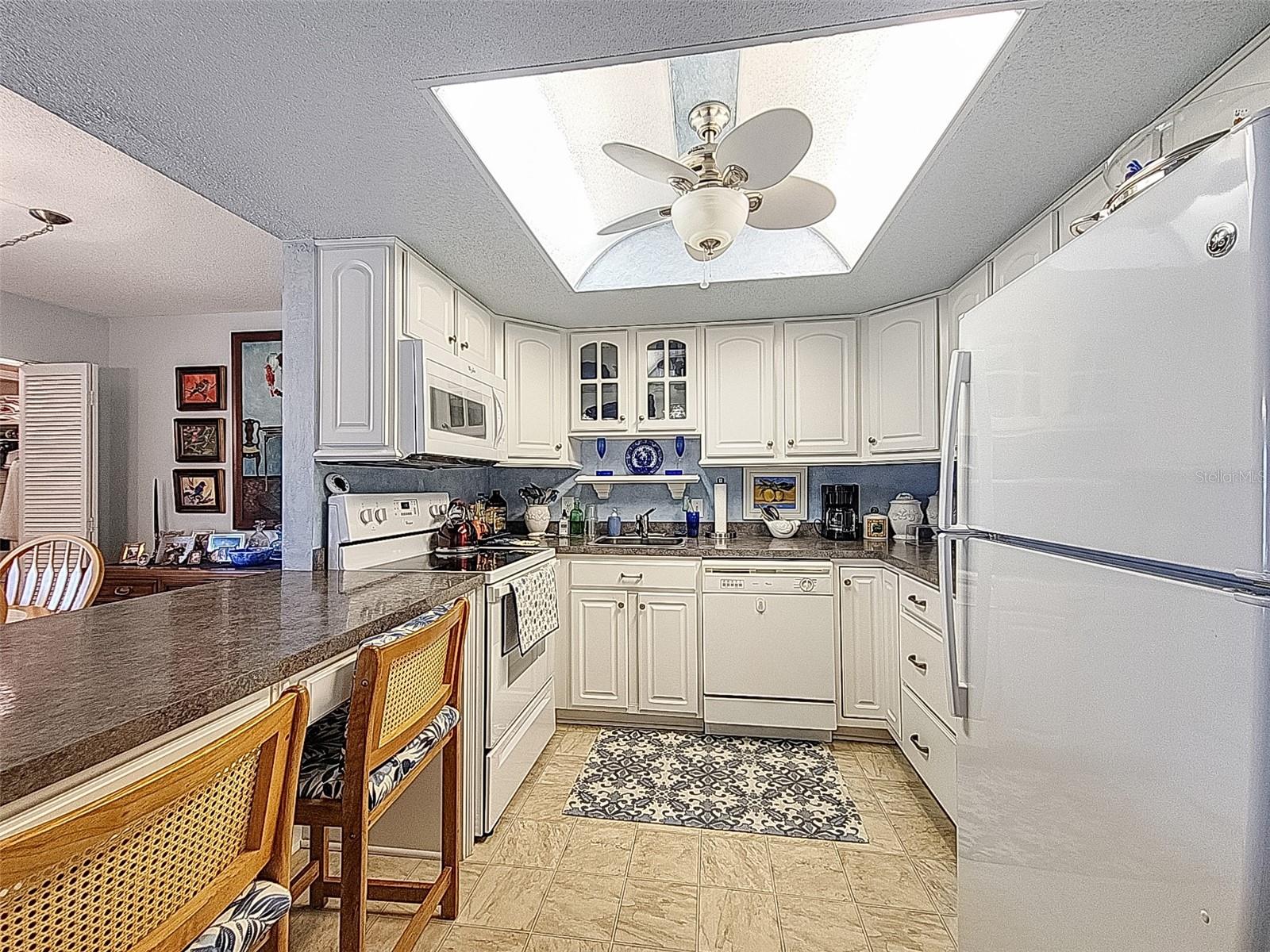 FAIRWAYS/SILVER SPGS SHORES CO - Residential