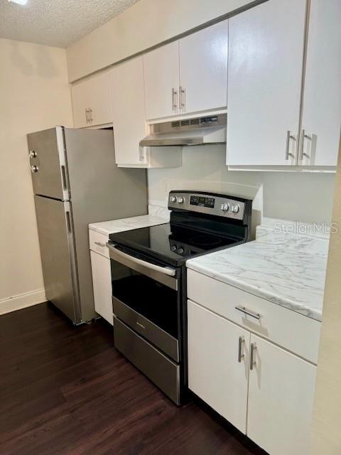 2521 GRASSY POINT DRIVE 101