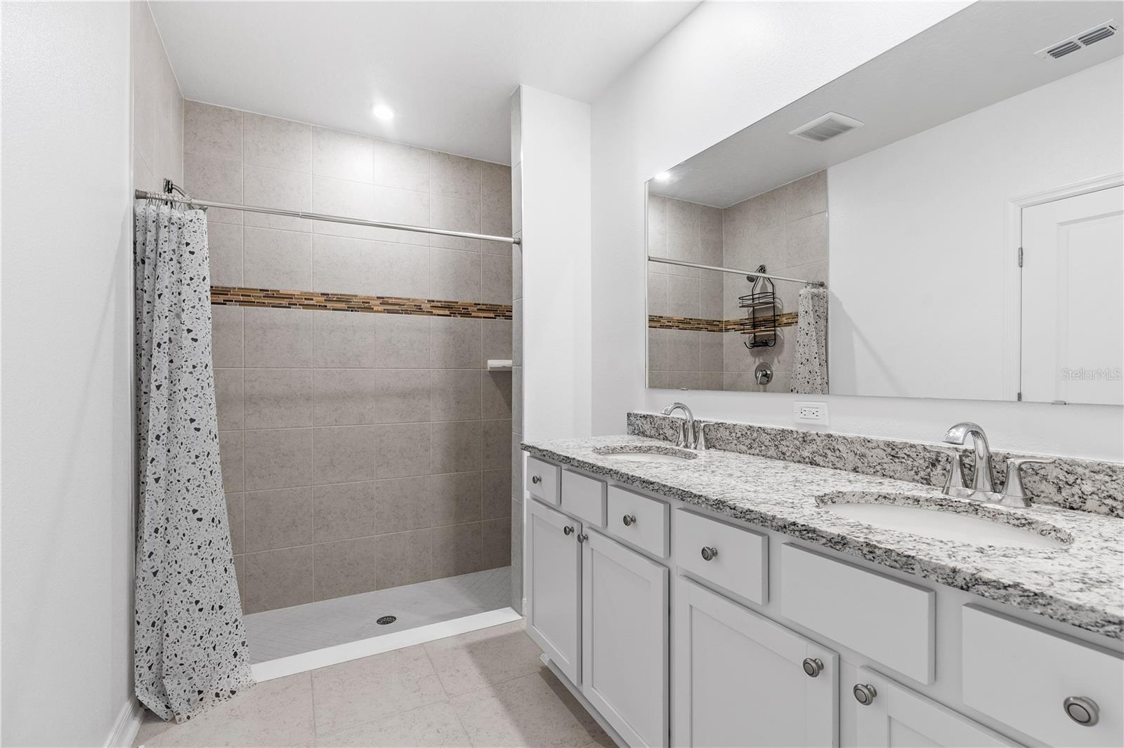 BAYSIDE PRCL C - Residential