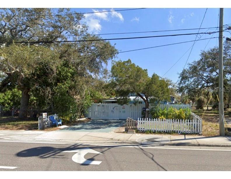 Photo of 1311 N Myrtle Avenue, Clearwater, FL 33755 (MLS # G5119363)