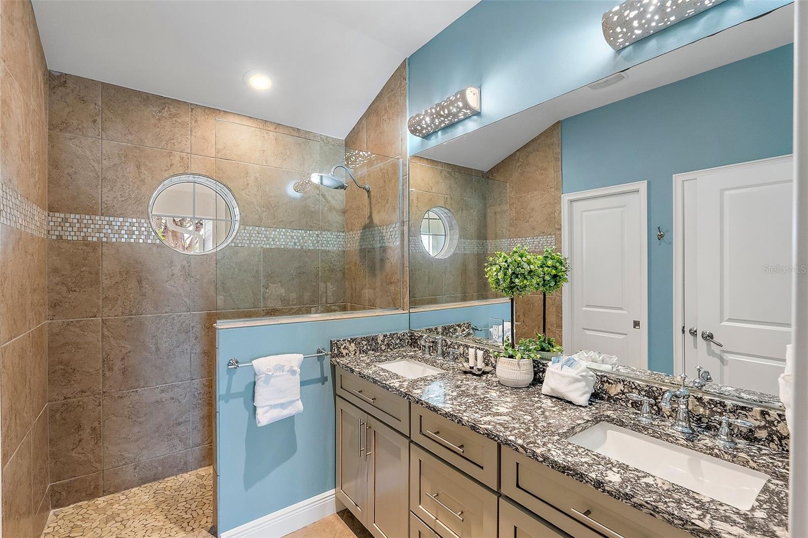 GULF VIEW SUB - Residential