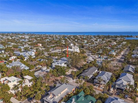 A home in ANNA MARIA