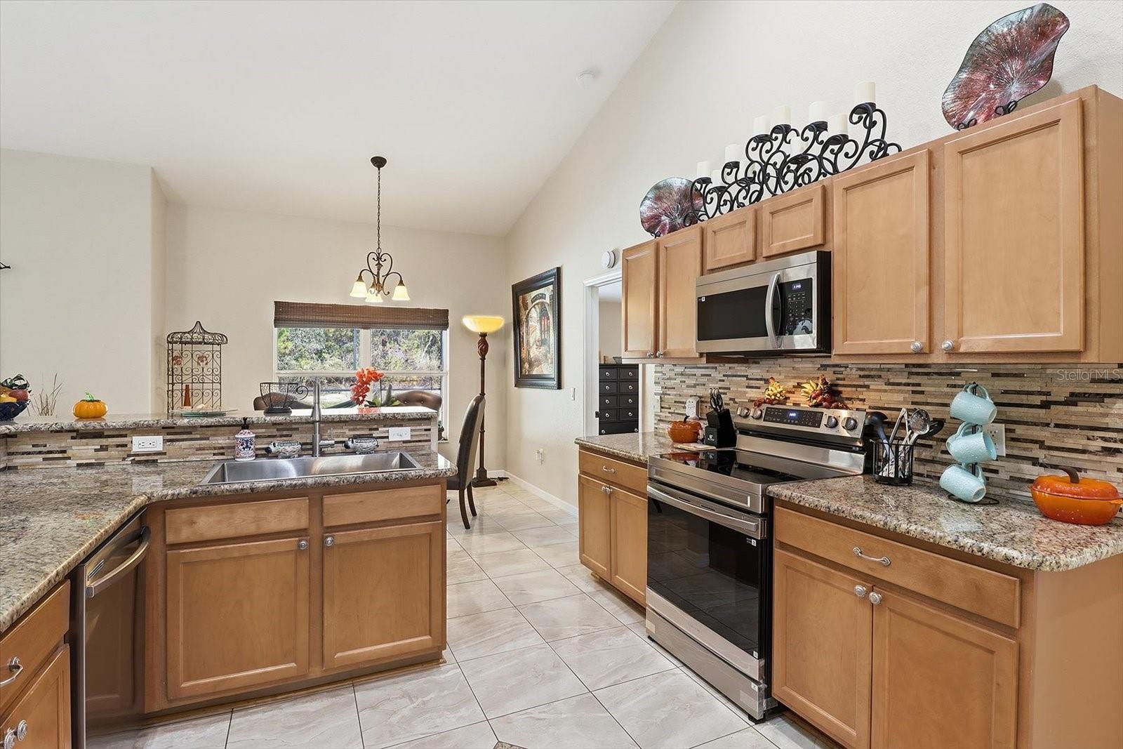 SUGARMILL WOODS OAK VILLAGE - Residential