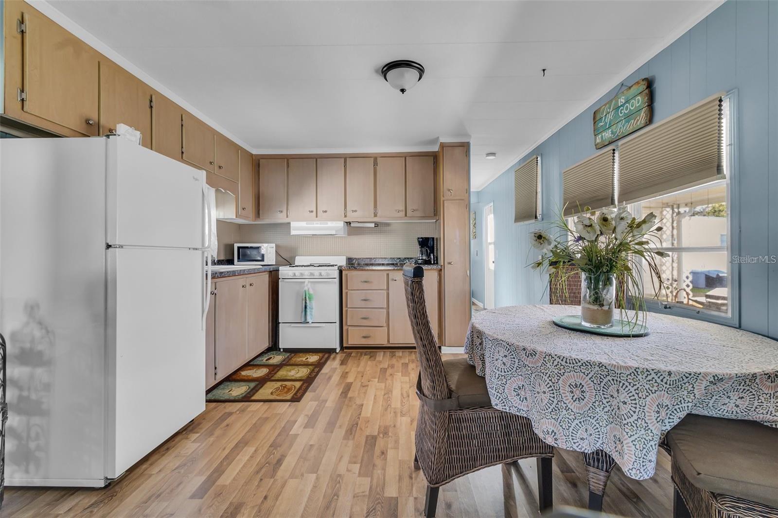 BOCA CIEGA MOBILE HOME PARK UNREC - Residential