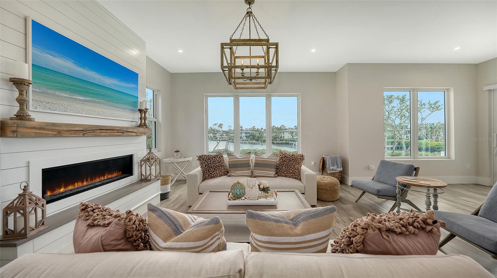 PRESERVE/LONGBEACH - Land